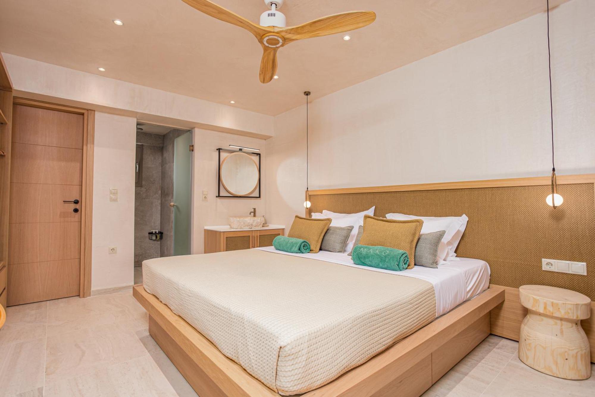Mako Sea & Suites Pefkochori Bilik gambar
